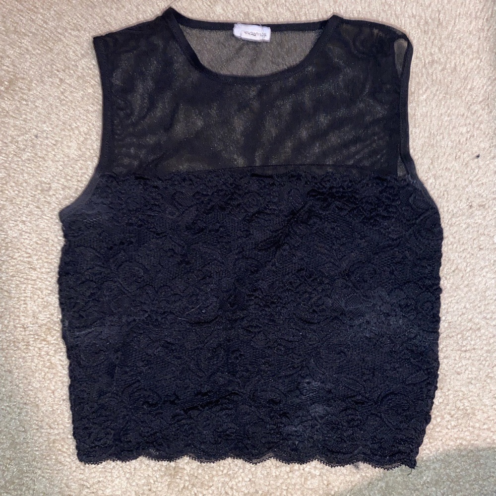Lace garage crop top
